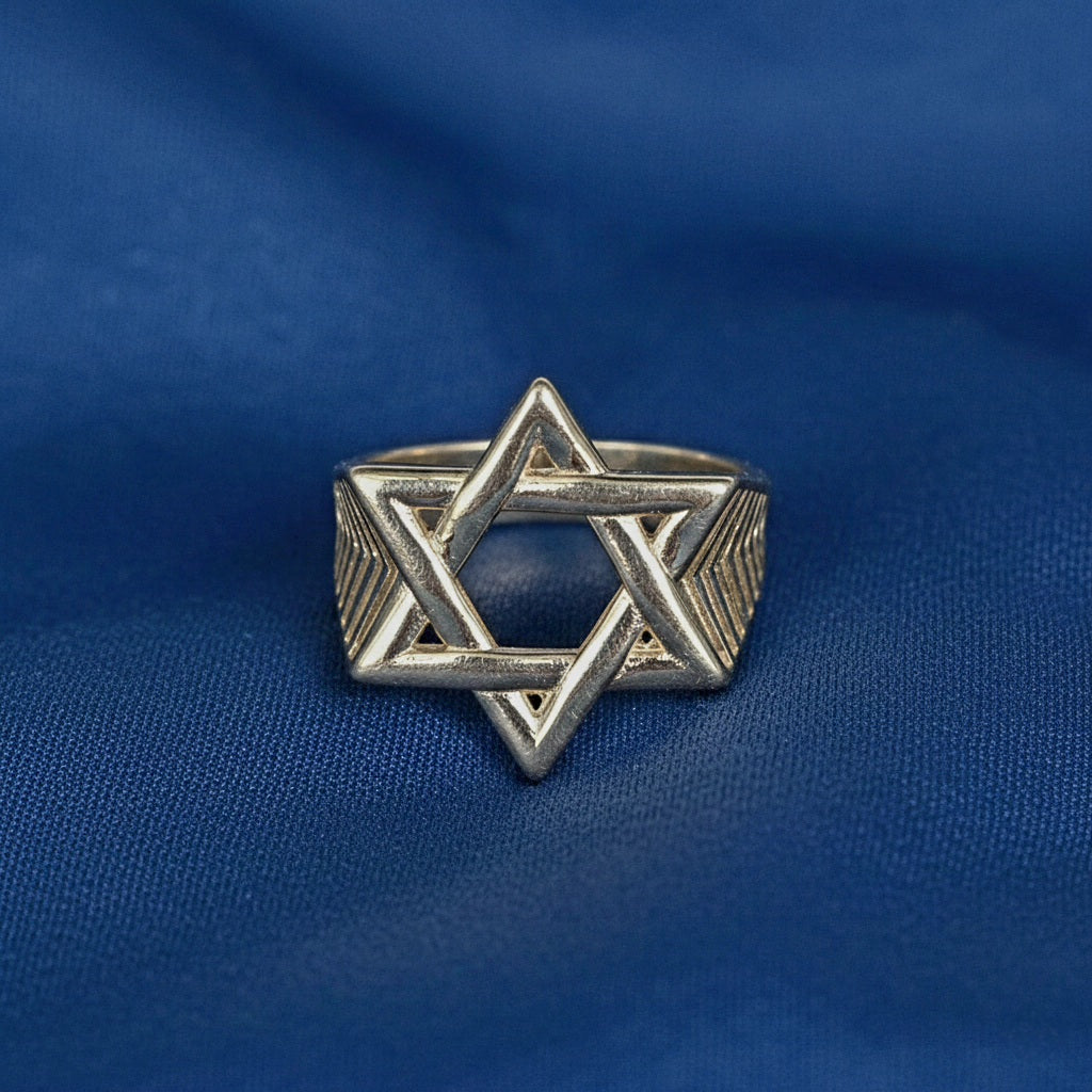 14K Gold Star Ring Mens