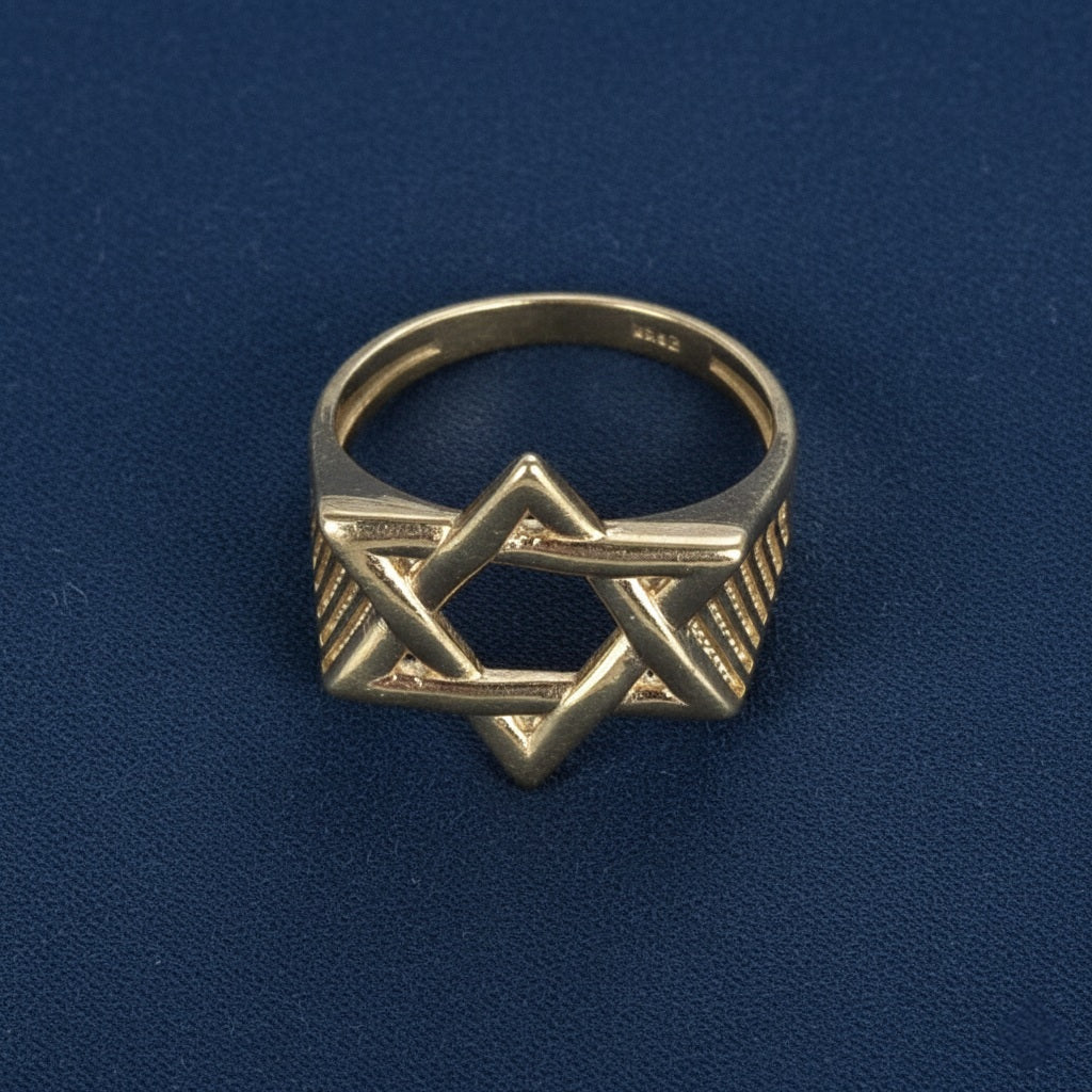 14K Gold Star Ring Mens