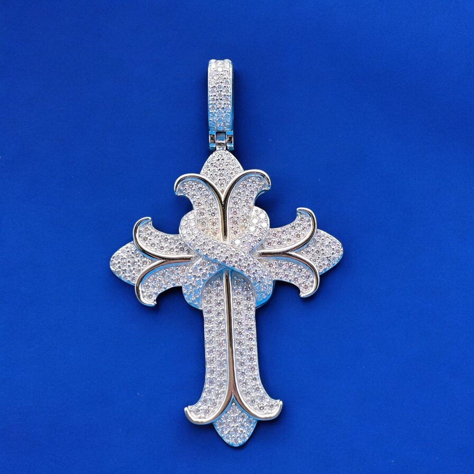 925 Silver Moissanite Antique-Style Cross Pendant 1.30 CTW at Flawless Jewelry