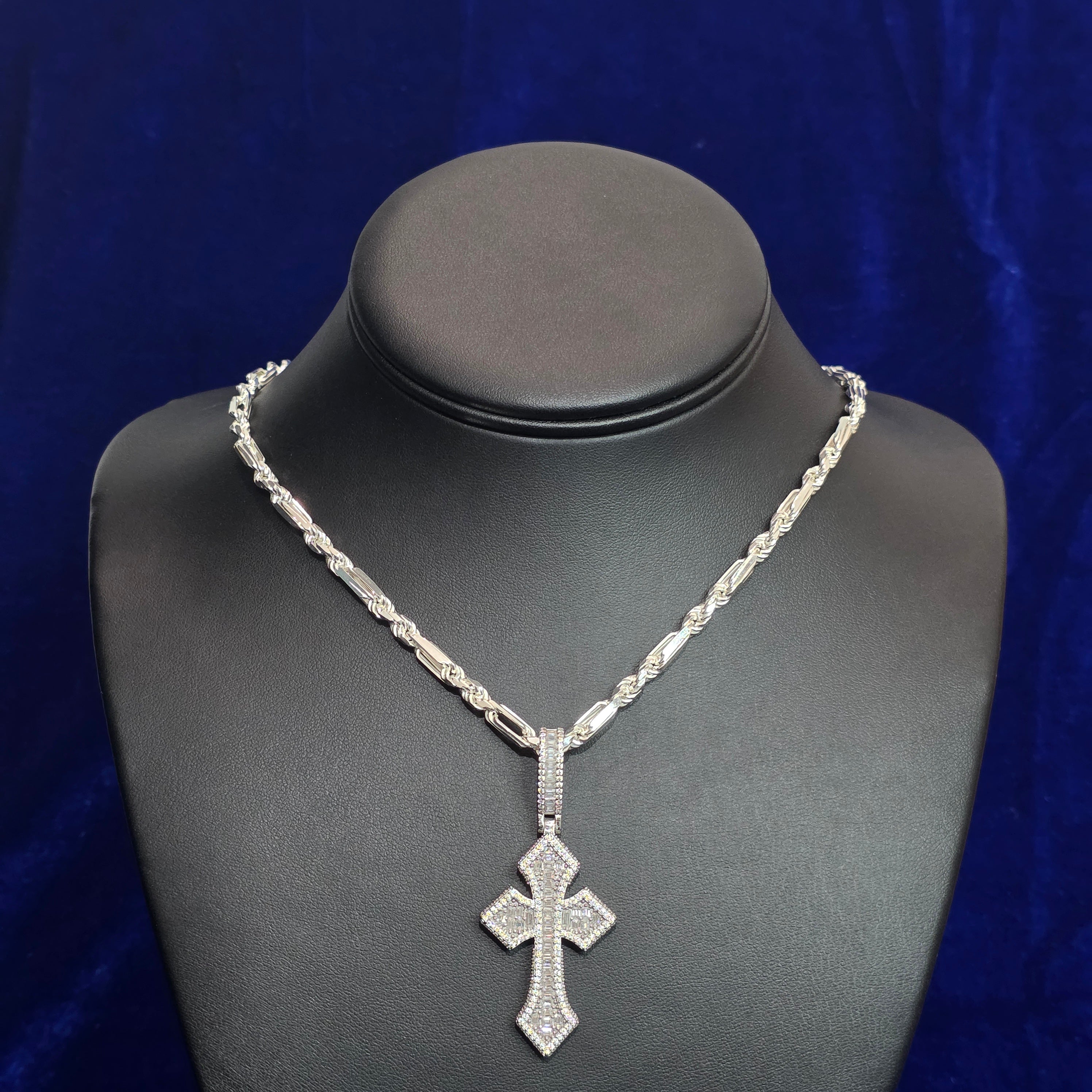 Silver Moissanite Cross Pendant with Chain Combo