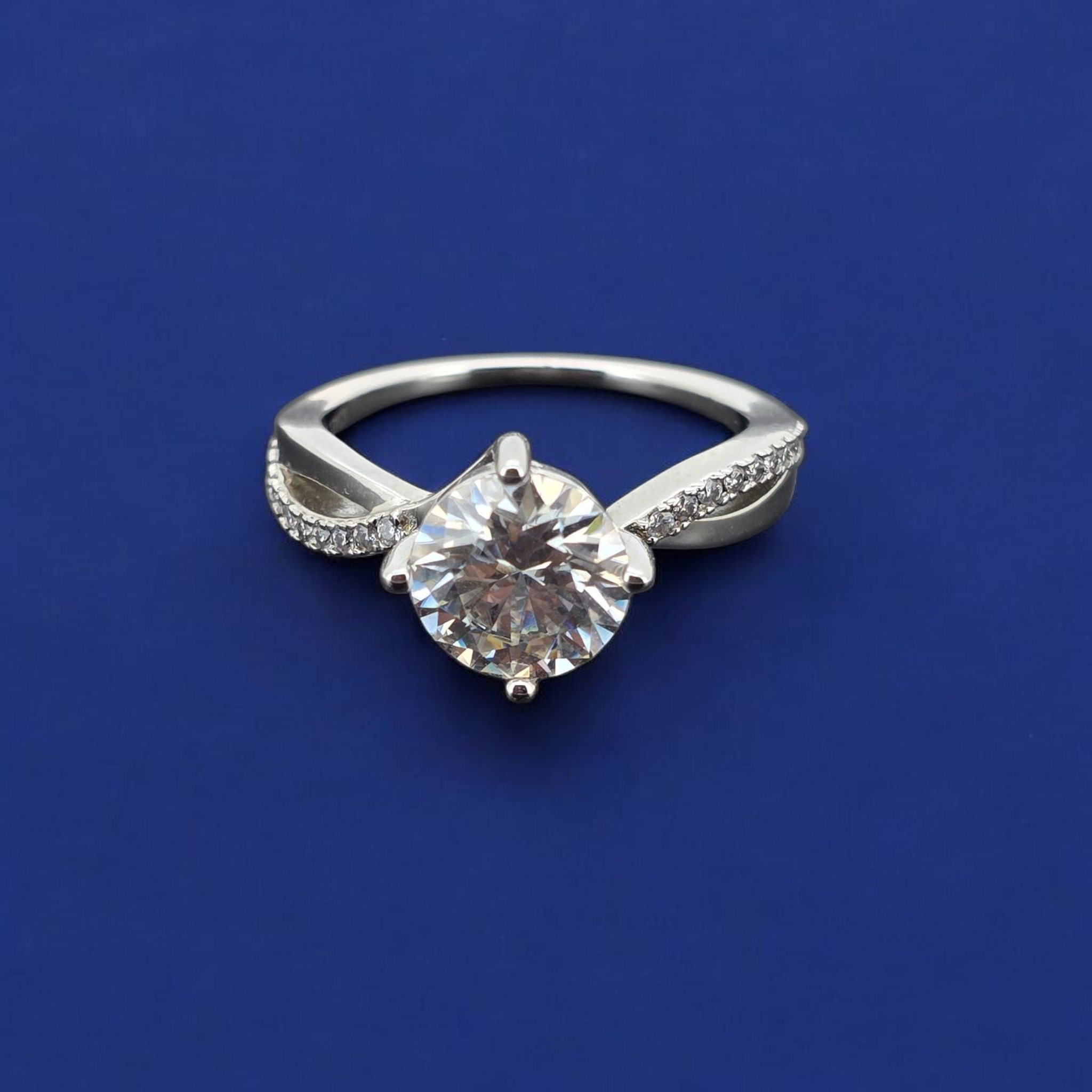 925 Silver Moissanite Round Twisted Ring