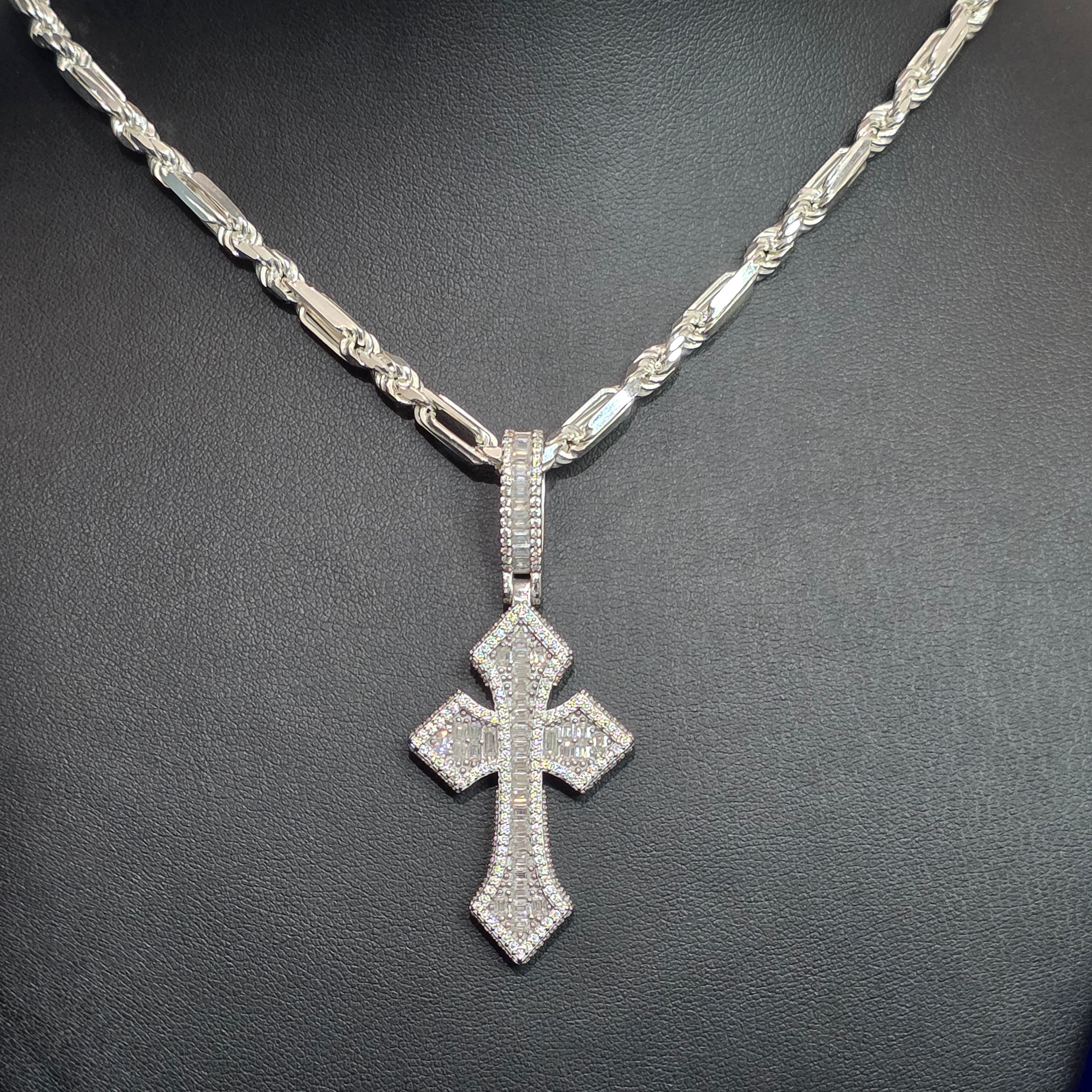 Silver Moissanite Cross Pendant with Chain Combo