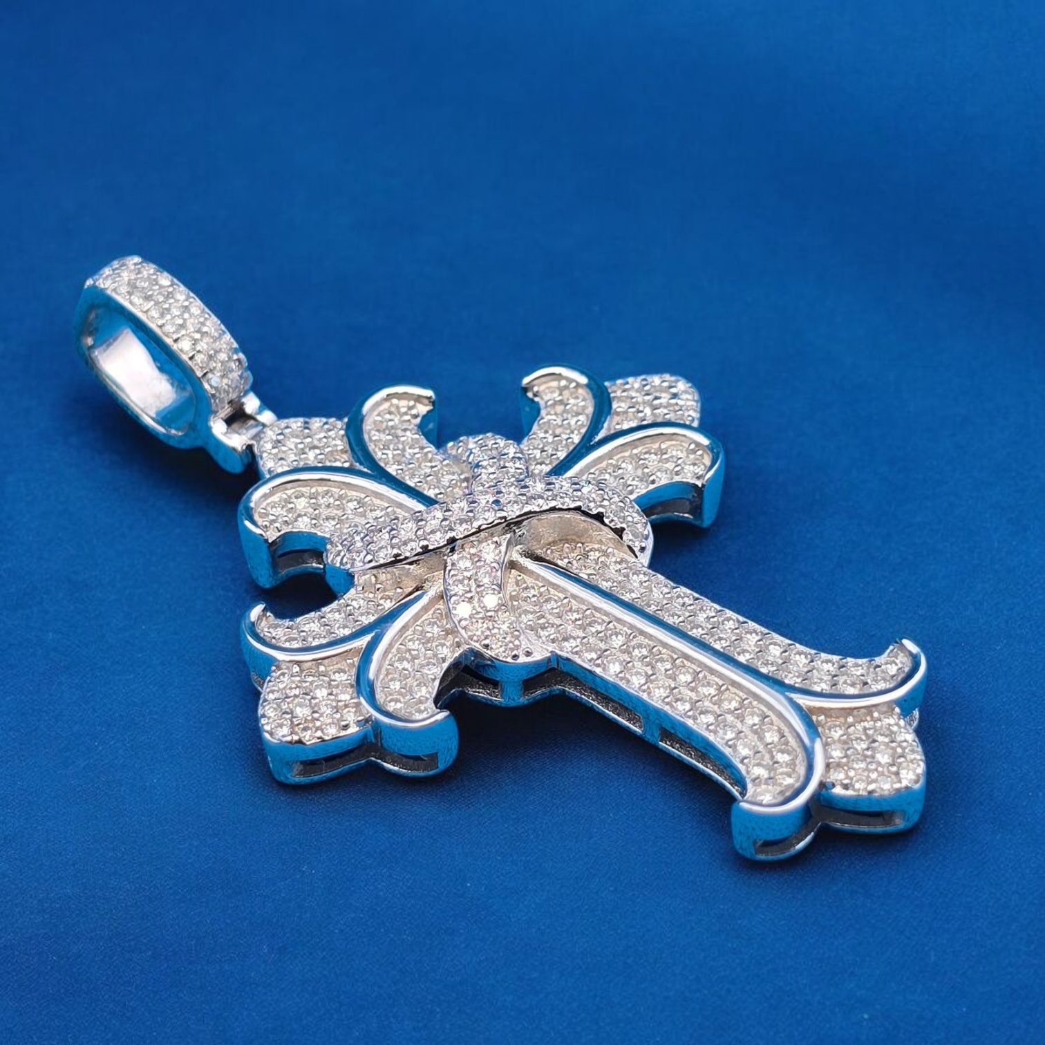 925 Silver Moissanite Antique-Style Cross Pendant 1.30 CTW at Flawless Jewelry