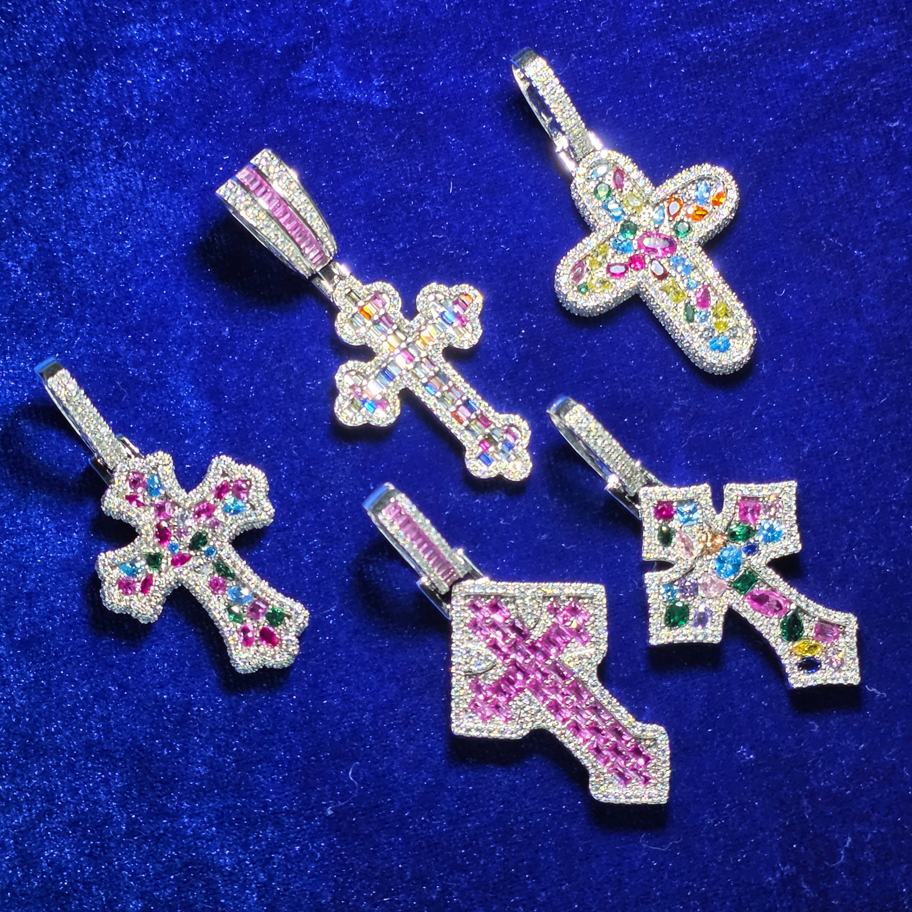 925 Silver Moissanite Gemstone Cross Pendent.