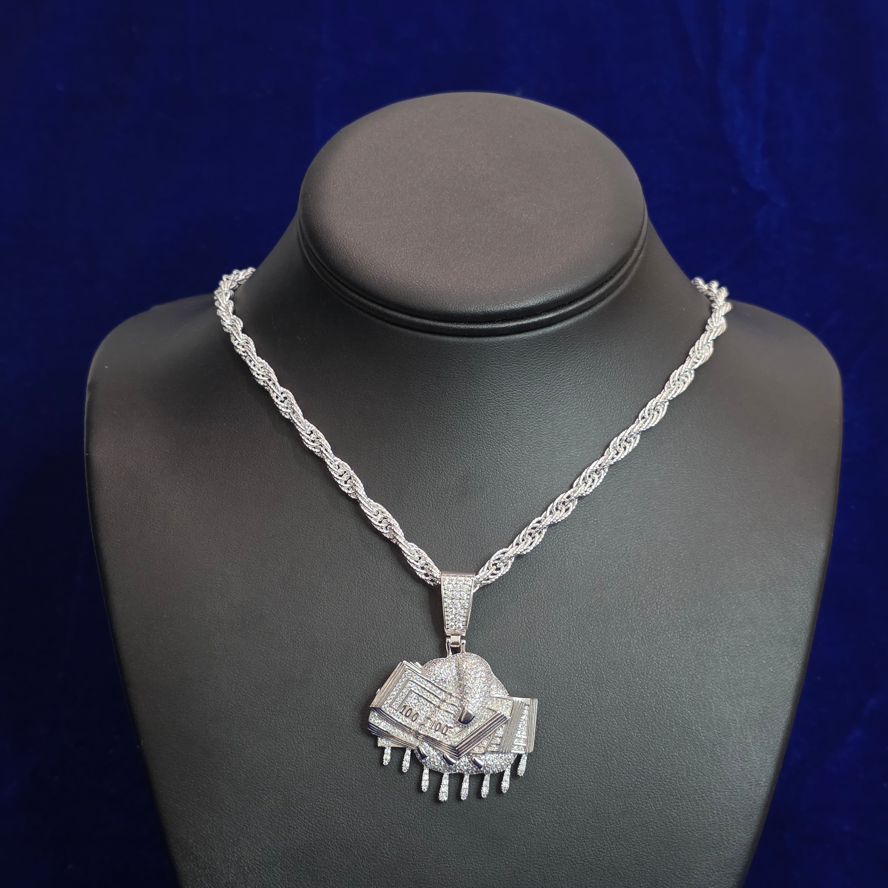 Silver Moissanite Cash in hand Pendant with Chain Combo