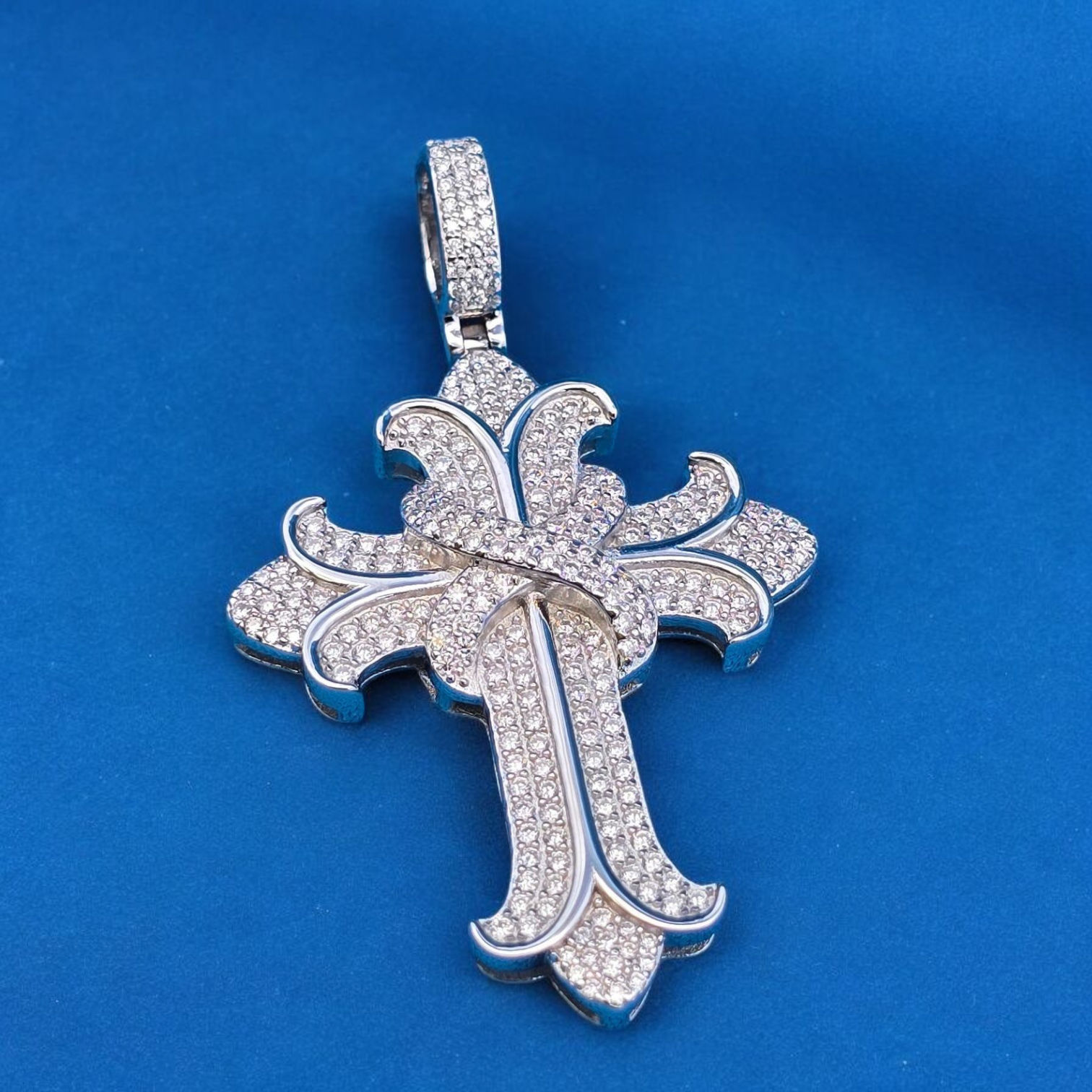 925 Silver Moissanite Antique-Style Cross Pendant 1.30 CTW at Flawless Jewelry