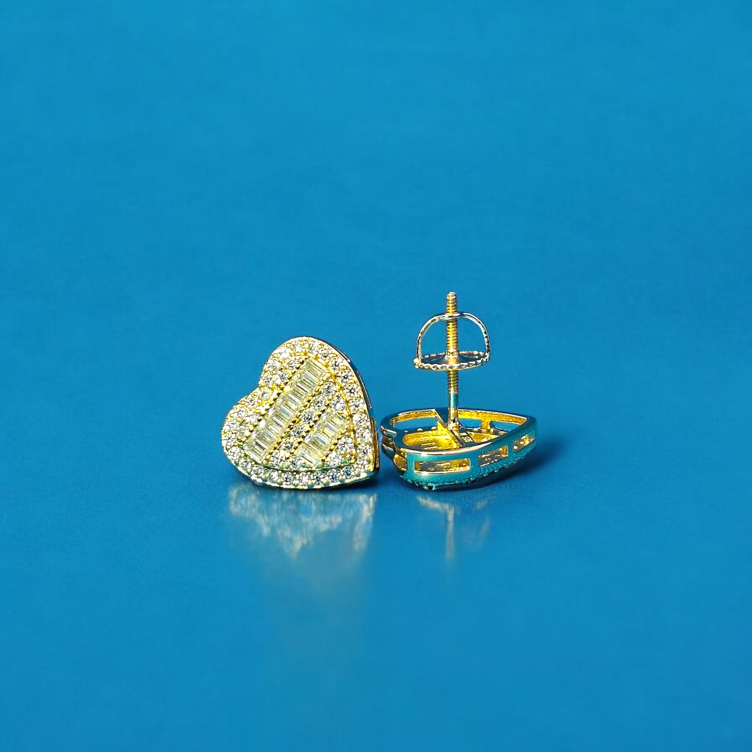 925 Silver Moissanite Heart Earrings 0.91 CTW