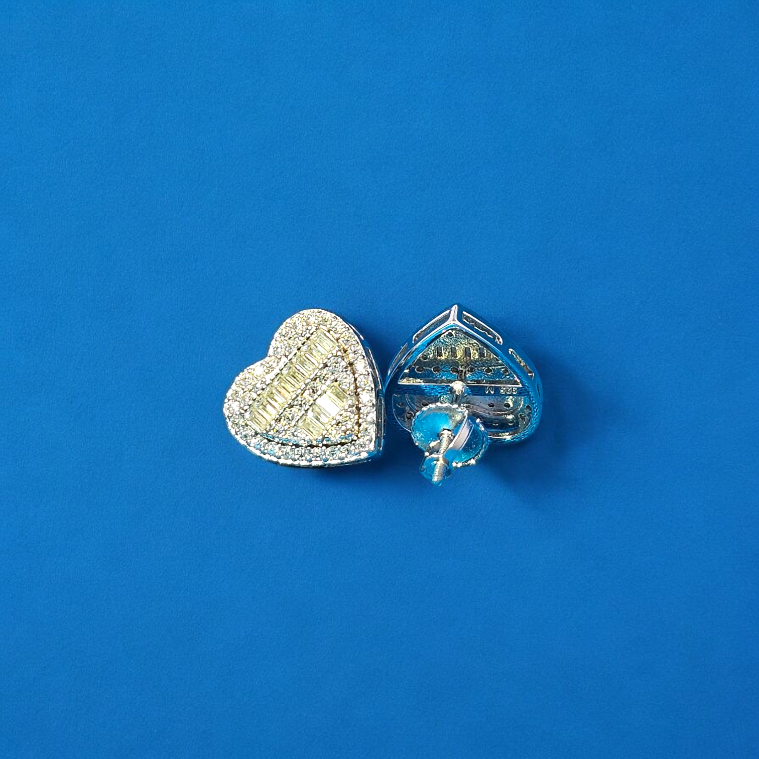 925 Silver Moissanite Heart Earrings 0.91 CTW