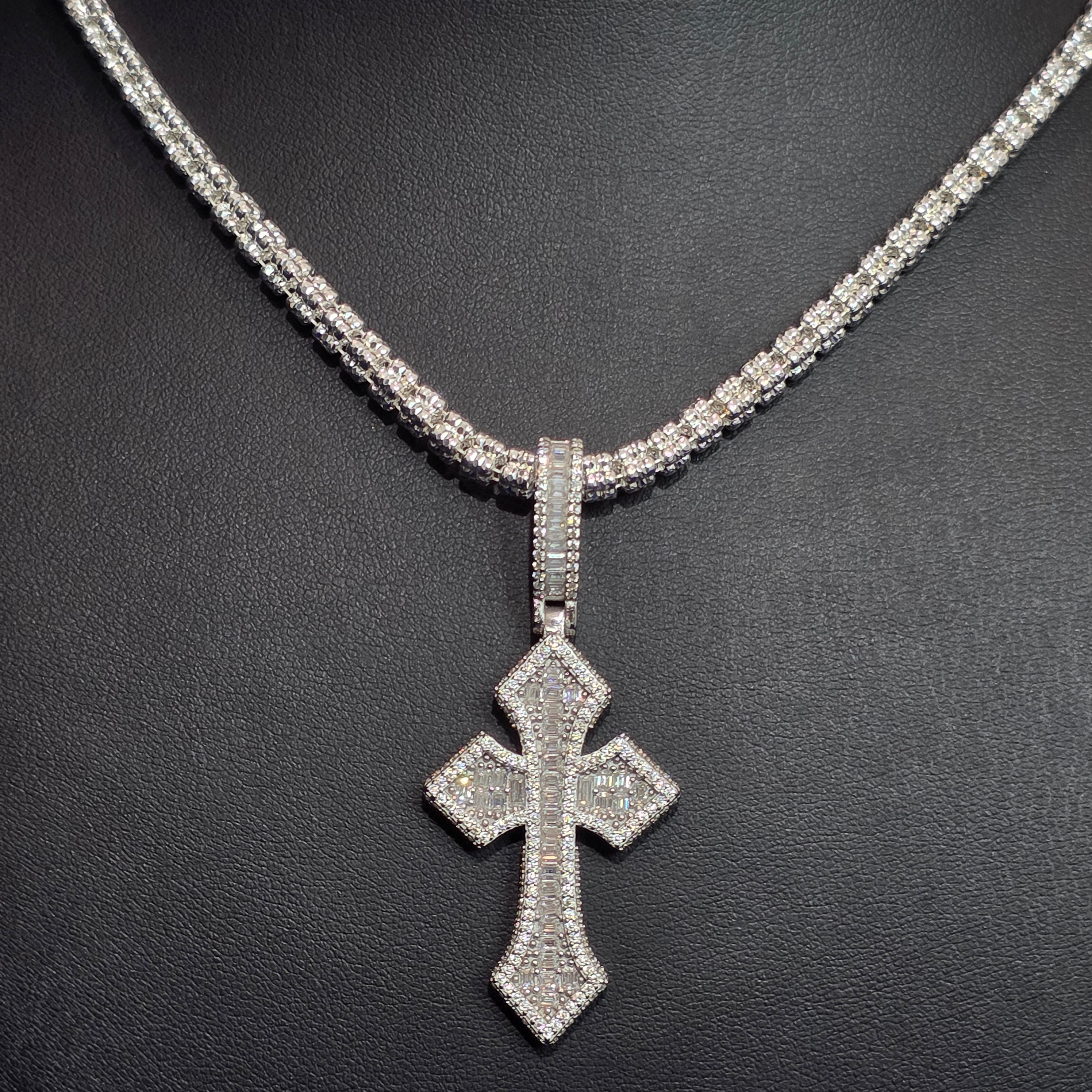 Silver Moissanite Cross Pendant with Chain Combo