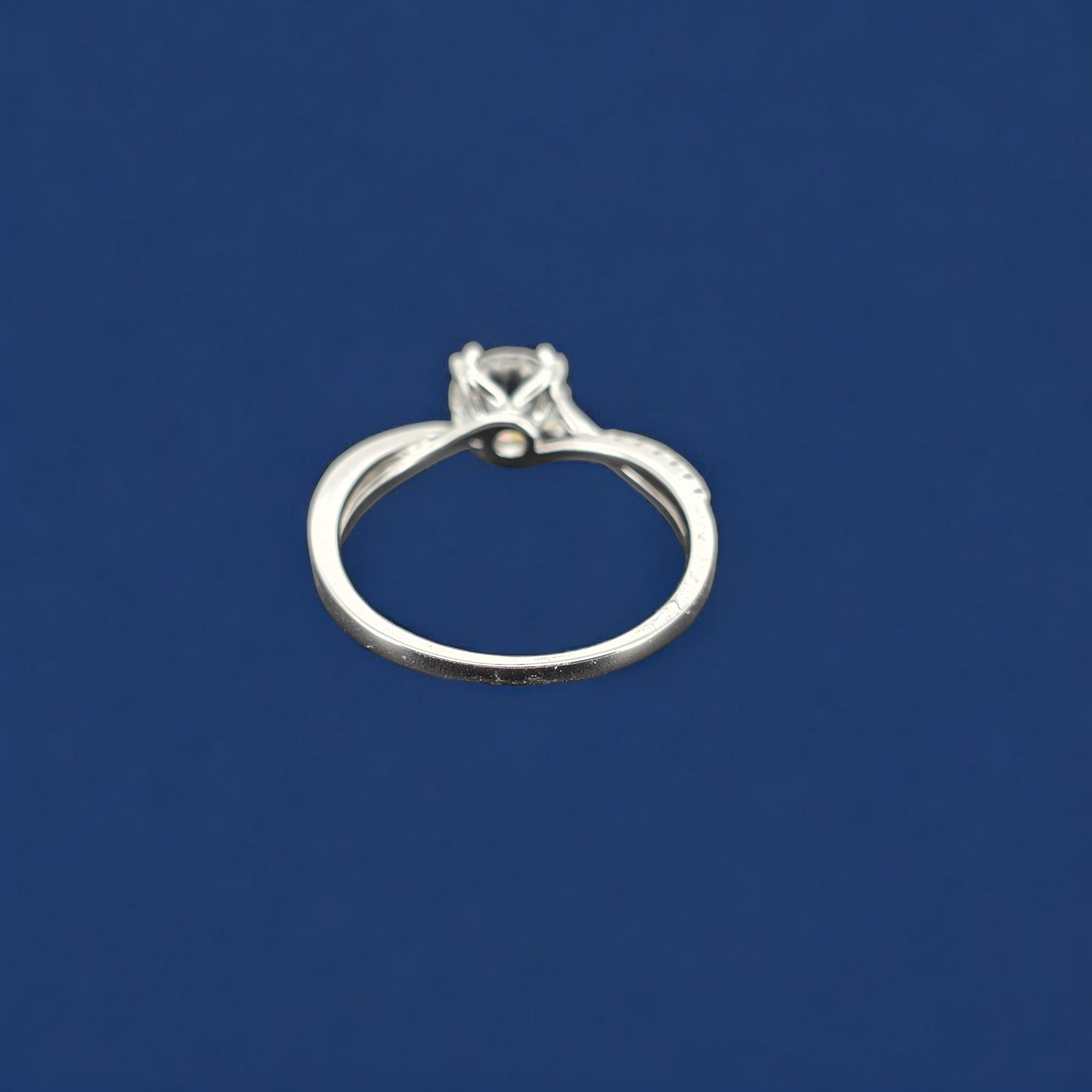 925 Silver Moissanite Round Accented Ring