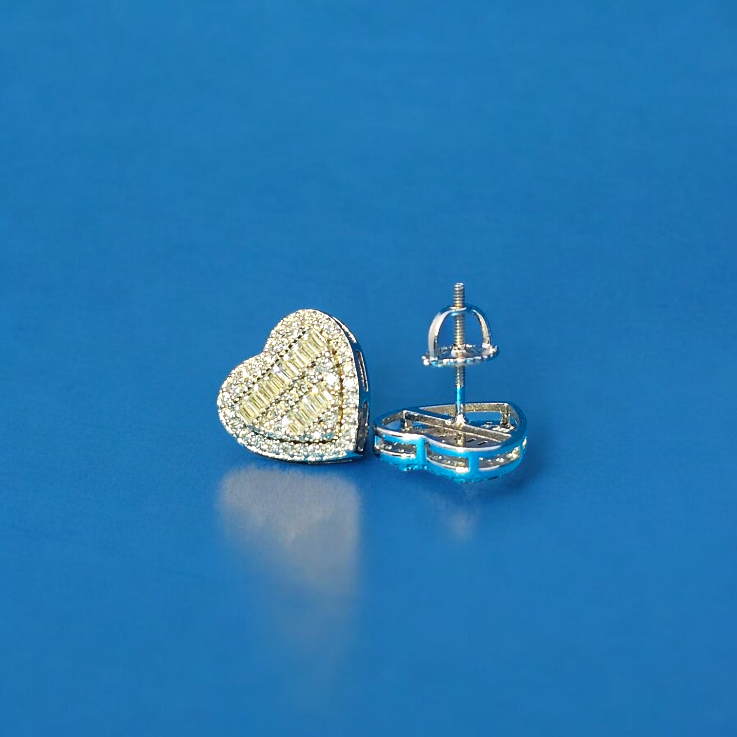 925 Silver Moissanite Heart Earrings 0.91 CTW