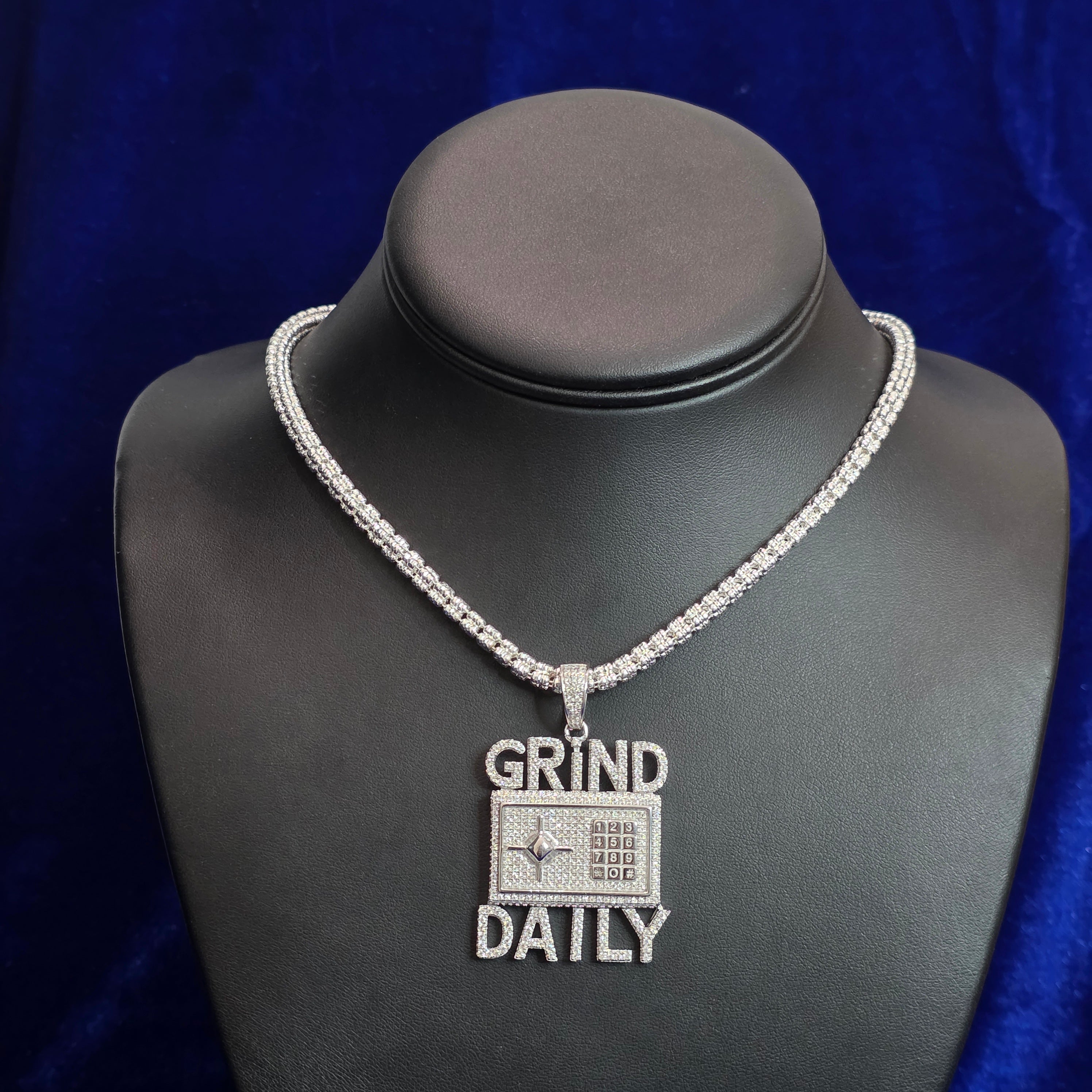 Silver Moissanite Grind Daily Pendant with Chain Combo