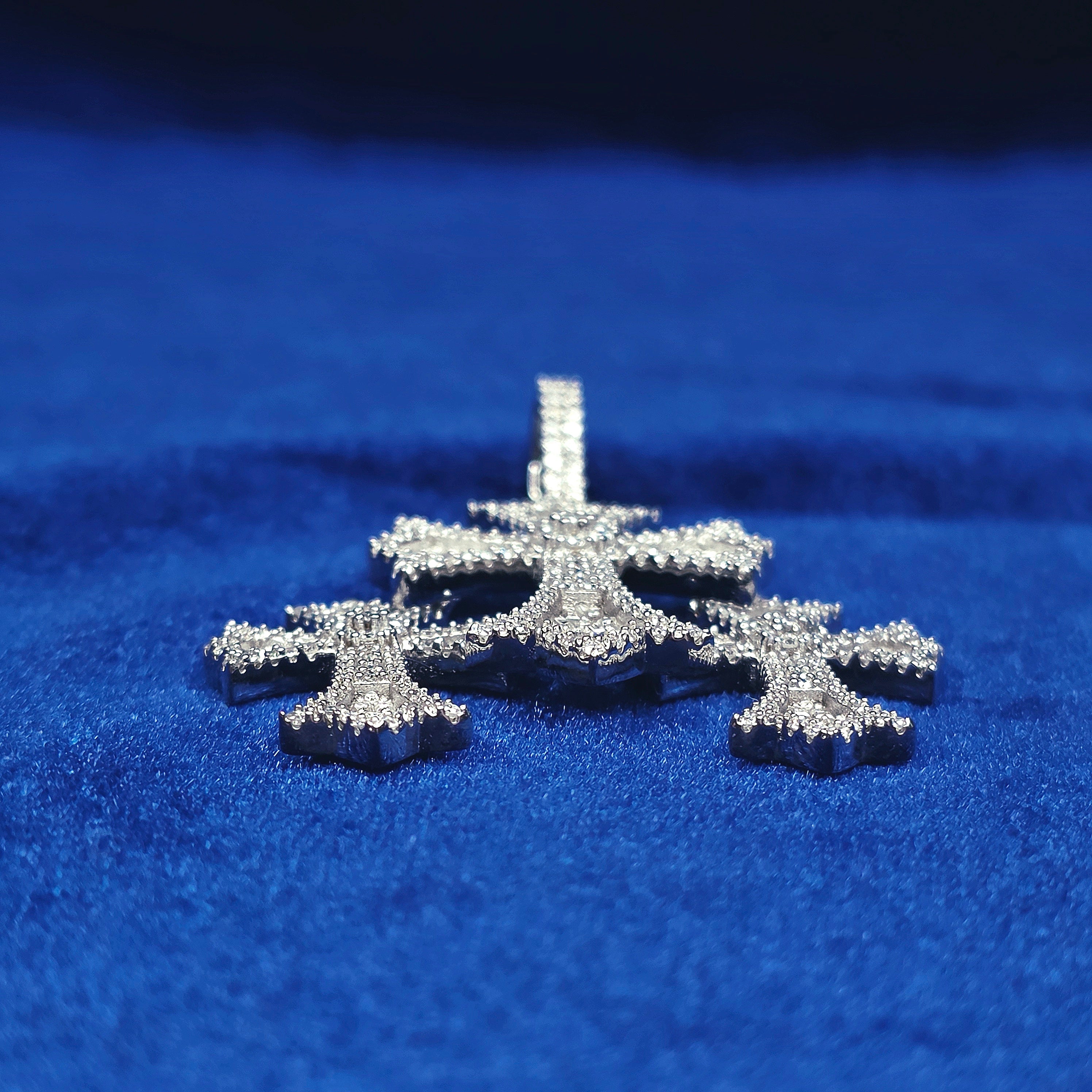 925 Silver Moissanite 3 Cross Pendent